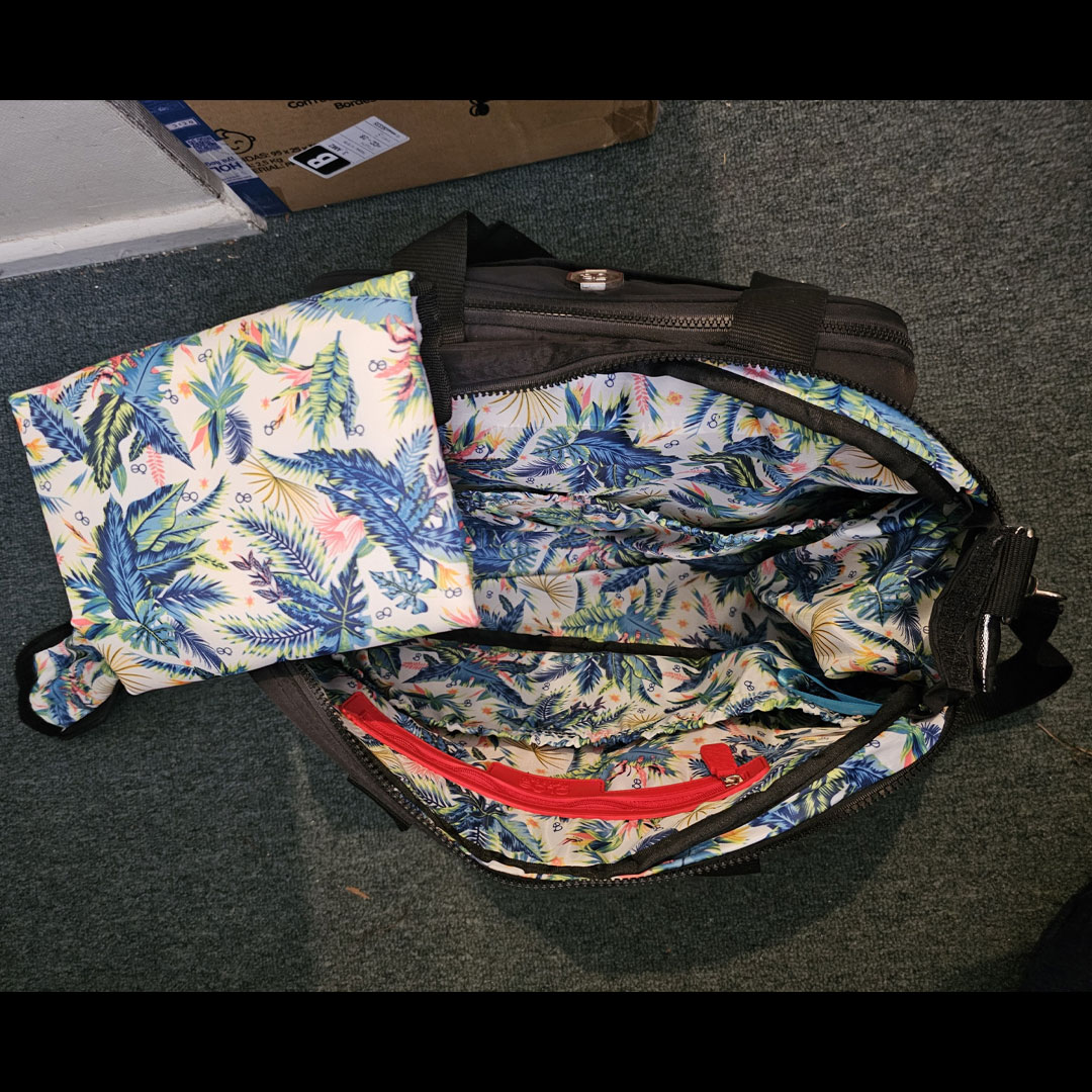 Bolso mudador y moises